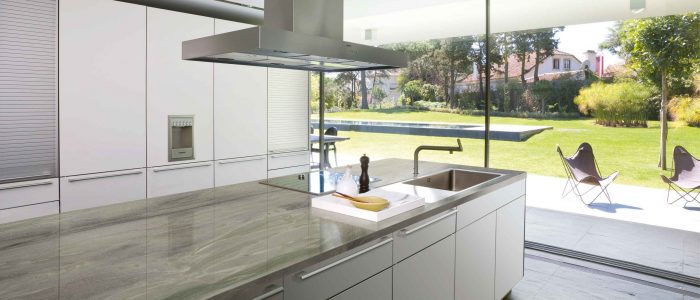 white-granite-worktops